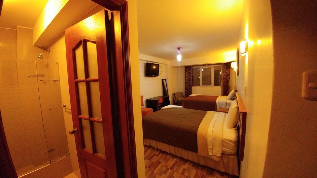 Libertad Hotel Trujillo Buitenkant foto